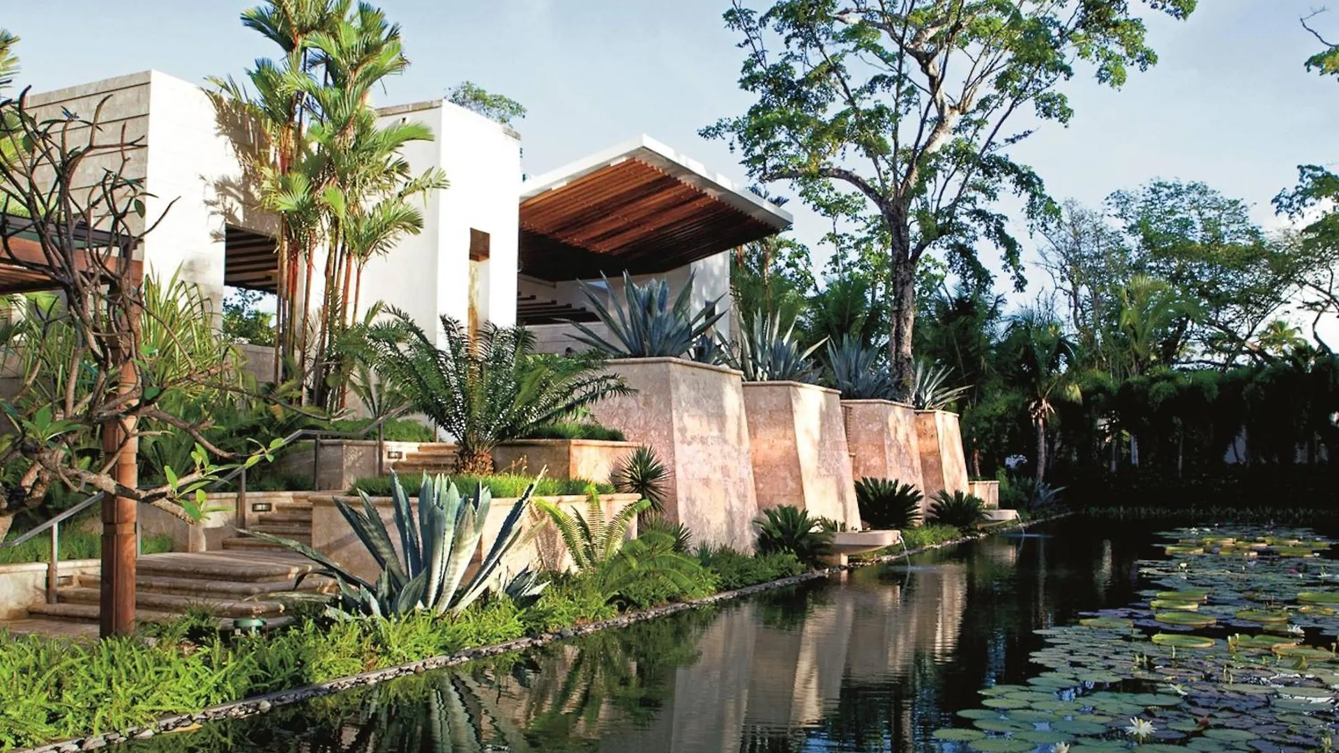 ***** Resort Dorado Beach, A Ritz-Carlton Reserve Puerto Rico